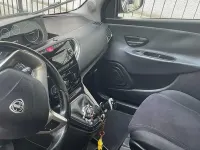 Usata Lancia Ypsilon 80 CV (58 kW) 2015 Grigio Utilitaria