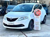 Usata Lancia Ypsilon Gold 69 CV (50 kW) 2021 Bianco Utilitaria