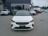 Usata Opel Corsa 101 CV (74 kW) 2023 Bianco pastellotetto nero Utilitaria