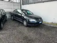 Usata VW Passat 130 CV (95 kW) 2002 Nero Berlina