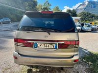 Usata Toyota Previa 115 CV (84 kW) 2004 Marrone Monovolume