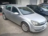 Usata Opel Astra 90 CV (66 kW) 2006 Argento Berlina