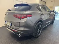 Usata Alfa Romeo Stelvio Executive 190 CV (139 kW) 2021 Grigio SUV