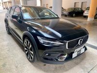 Usata Volvo V60 CC Business Edition 250 CV (183 kW) 2020 Nero met. Station wagon