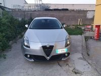 Usata Alfa Romeo Giulietta 120 CV (88 kW) 2016 Argento Utilitaria