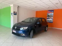 Usata Dacia Sandero Comfort 73 CV (53 kW) 2020 Blu Berlina