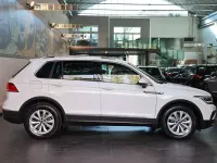 Begagnad VW Tiguan Life 150 HK (110 kW) 2022 Vit SUV