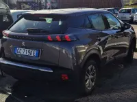 Usata Peugeot 2008 Allure 102 CV (75 kW) 2020 Grigio SUV