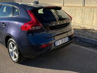 Usata Volvo V40 115 CV (84 kW) 2014 Blu Berlina