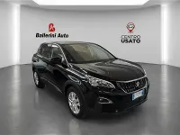 Usata Peugeot 3008 Business-Line 131 CV (96 kW) 2019 Nero SUV