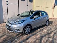 Usata Ford Fiesta 68 CV (50 kW) 2009 Grigio Berlina