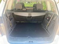 Usata Opel Zafira 101 CV (74 kW) 2009 Bianco Monovolume