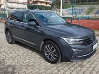 Usata VW Tiguan Elegance 150 CV (110 kW) 2023 Grigio SUV