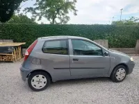 Usata Fiat Punto 60 CV (44 kW) 2004 Grigio Utilitaria