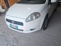 Usata Fiat Grande Punto 65 CV (47 kW) 2009 Bianco Utilitaria