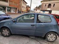 Usata Fiat Punto 80 CV (58 kW) 2004 Utilitaria