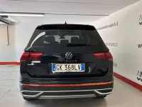 Usata VW Tiguan Allspace Elegance 150 CV (110 kW) 2022 Deep black perlato SUV