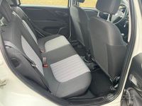Usata Fiat Punto Lounge 95 CV (69 kW) 2018 Bianco Utilitaria