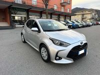Usata Toyota Yaris Hybrid Business Edition 116 CV (85 kW) 2020 Argento Berlina