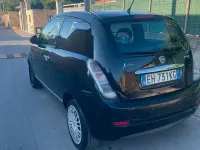 Usata Lancia Ypsilon 75 CV (55 kW) 2011 Nero Utilitaria