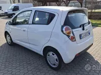 Usata Chevrolet Spark 68 CV (50 kW) 2011 Bianco Utilitaria