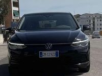 Usata VW Golf VIII Life 131 CV (96 kW) 2023 Berlina