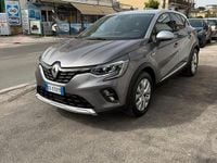 Usata Renault Captur Intens 101 CV (74 kW) 2022 Grigio SUV