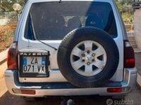 Usata Mitsubishi Pajero 160 CV (117 kW) 2004 Grigio SUV