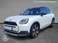 Usata Mini Cooper Countryman Favoured 150 CV (110 kW) 2024 Bianco SUV
