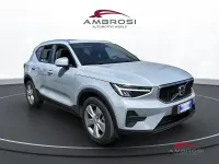Usata Volvo XC40 Core 163 CV (119 kW) 2024 Grigio SUV