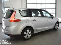Usata Renault Scénic Dynamique 131 CV (96 kW) 2010 Argento Monovolume