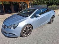 Usado Opel Cascada Cosmo 170 CV (125 kW) 2016 Azul Descapotable