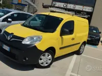 Usata Renault Kangoo 110 CV (80 kW) 2019 Giallo Monovolume