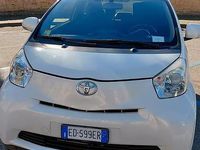 Usata Toyota iQ 98 CV (72 kW) 2010 Bianco Utilitaria