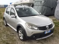 Usata Dacia Sandero Stepway 84 CV (61 kW) 2012 Berlina