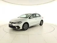 Usata VW Polo Life 95 CV (69 kW) 2023 Reflex silver metallizzato Utilitaria