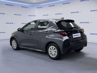 Usata Toyota Yaris Hybrid Active 172 CV (126 kW) 2025 Grigio scuro Utilitaria