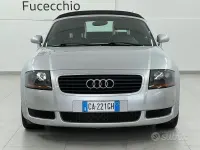 Usata Audi TT Roadster 150 CV (110 kW) 2003 Grigio Cabrio