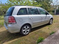 Usata Opel Zafira 120 CV (88 kW) 2004 Grigio Monovolume