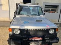 Usata Mitsubishi Pajero 84 CV (61 kW) 1990 Grigio SUV