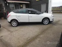 Usata Lancia Delta 150 CV (110 kW) 2010 Bianco Utilitaria