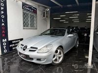 Usata Mercedes SLK200 163 CV (119 kW) 2004 Grigio Cabrio