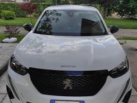 Usata Peugeot 2008 83 CV (61 kW) 2022 Bianco SUV