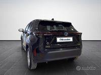 Usata Toyota Yaris Cross Business Edition 116 CV (85 kW) 2022 Nero SUV