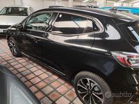 Usata Renault Clio V Techno 91 CV (66 kW) 2025 Grigio Berlina