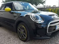 Usata Mini Cooper SE 75 kW (102 CV) 2022 Nero Utilitaria