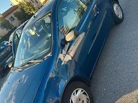 Usata Fiat Punto 69 CV (50 kW) 2003 Blu Utilitaria
