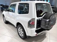 usata Mitsubishi Pajero 3.2 DI-D 16V 3p. Invite