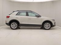 Usata VW T-Roc Life 110 CV (80 kW) 2023 Bianco SUV