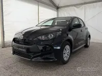 Nuova Toyota Yaris Hybrid 116 CV (85 kW) 2026 Nero Berlina